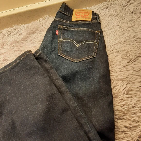 Levi jeans style 514 Size 29x30 - Picture 6 of 6